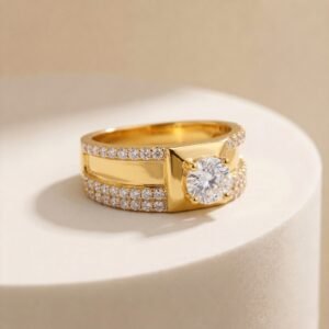 Luxurious Gold Ring For Female