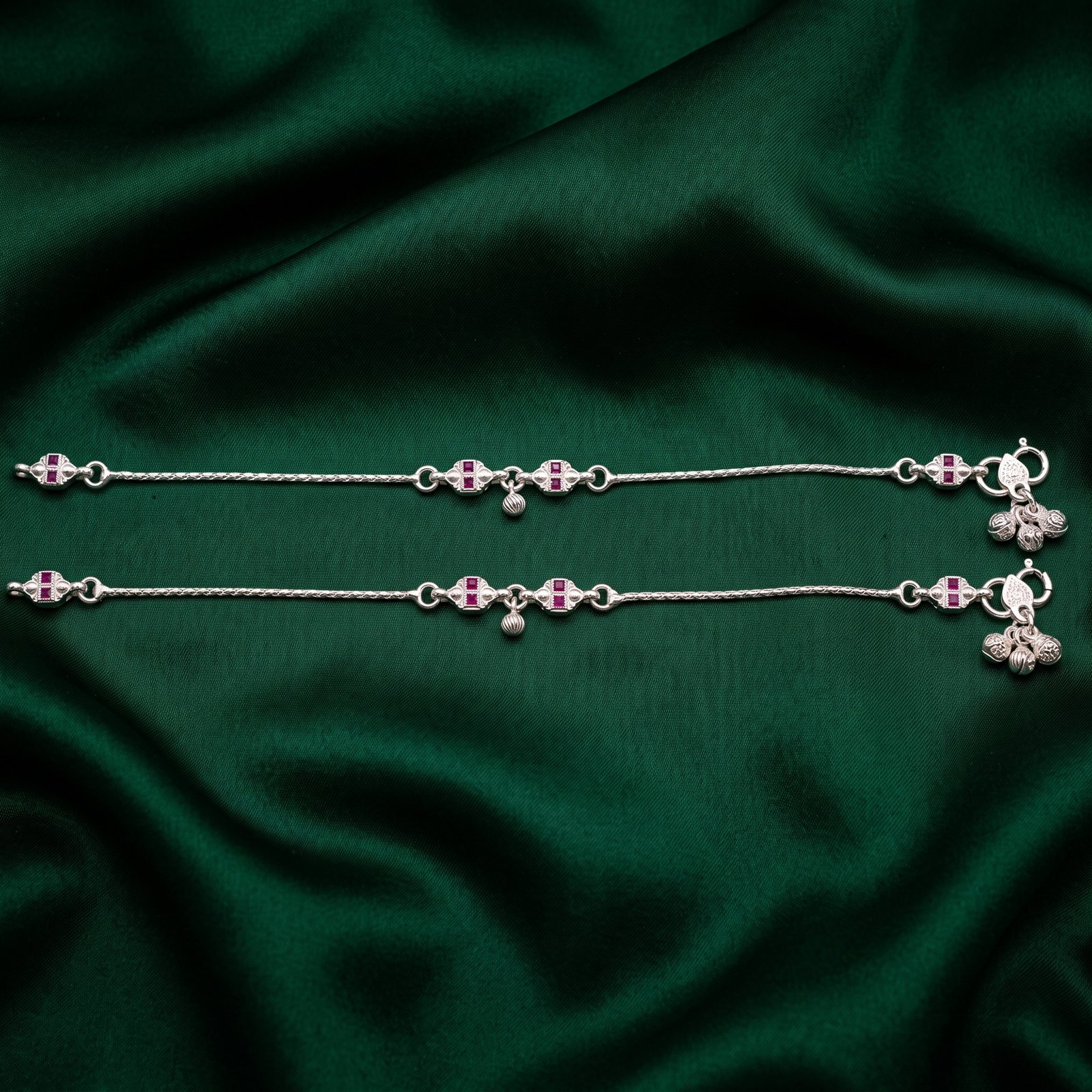 Traditional Silver Kemp Stone Payal Anklets (Pair)
