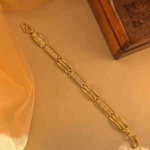Sophisticated Gold Bracelet