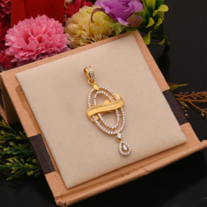 Gilded Elegance Gold Pendent