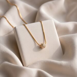 Prestigious Gold Necklace