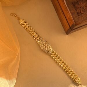 Posh Gold Bracelet