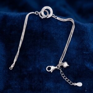 Silver-Plated Interlocking Circle Layered Box Chain Bracelet