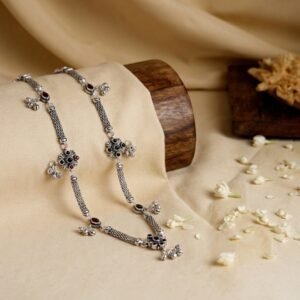 Pure Silver Oxidized Cut-Stone Anklet — Vintage Floral Payal with Ghungroo Charms